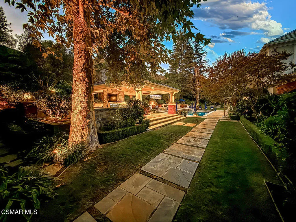 581 Lakeview Canyon Road, Westlake Village, California 91362 home-pic-75