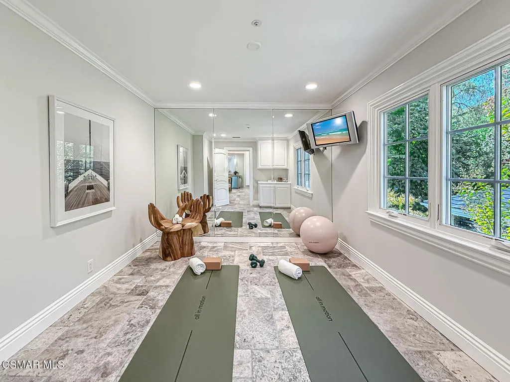 581 Lakeview Canyon Road, Westlake Village, California 91362 home-pic-52