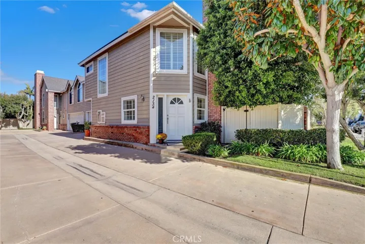 2134 Sabot, Costa Mesa, California 92627