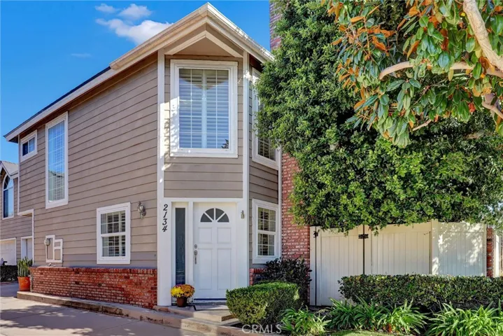 2134 Sabot, Costa Mesa, California 92627