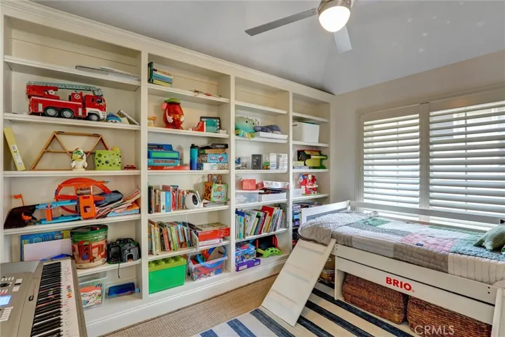 2134 Sabot, Costa Mesa, California 92627