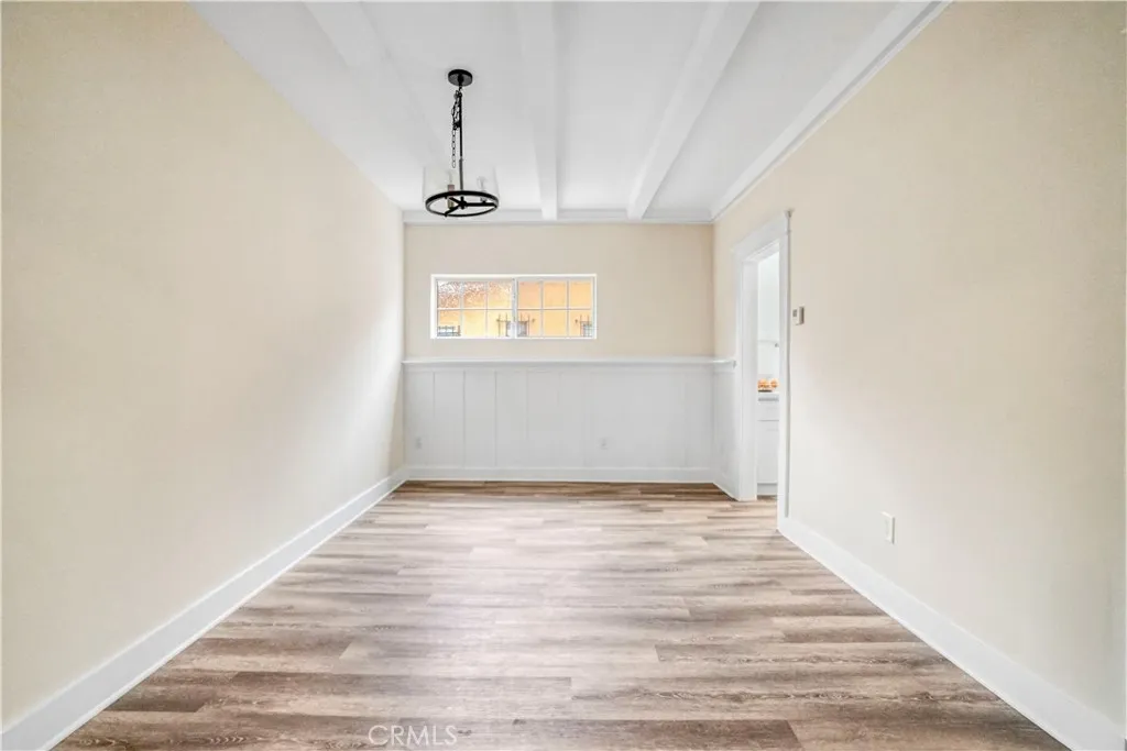 710 W 49th Place, Los Angeles, California 90037 home-pic-8