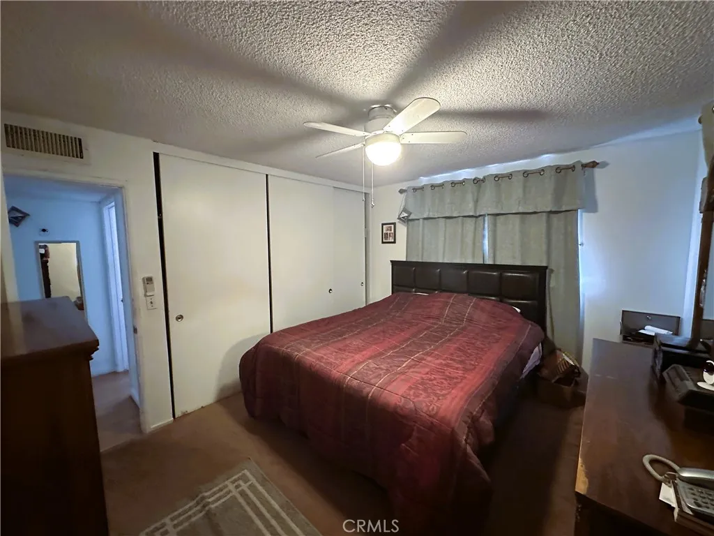 15699 La Verida, Victorville, California 92395 home-pic-6