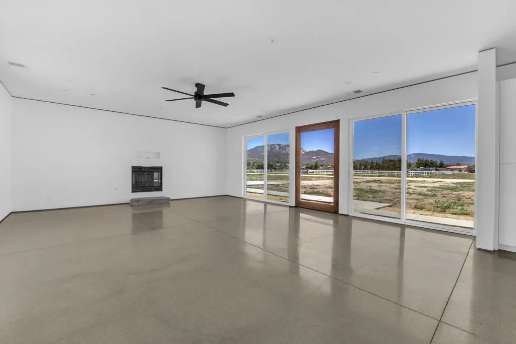 41265 Lakeshore Boulevard, Aguanga, California 92536 home-pic-31