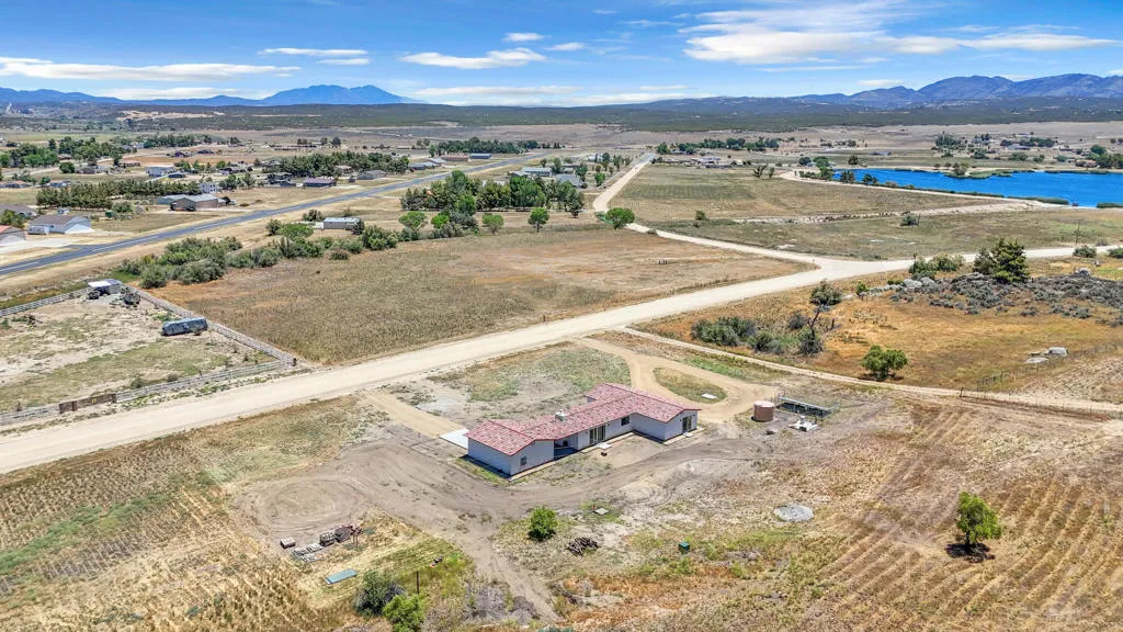 41265 Lakeshore Boulevard, Aguanga, California 92536 home-pic-48