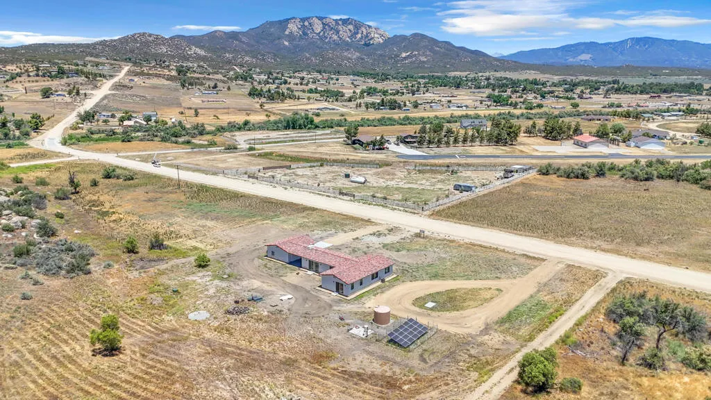 41265 Lakeshore Boulevard, Aguanga, California 92536 home-pic-46