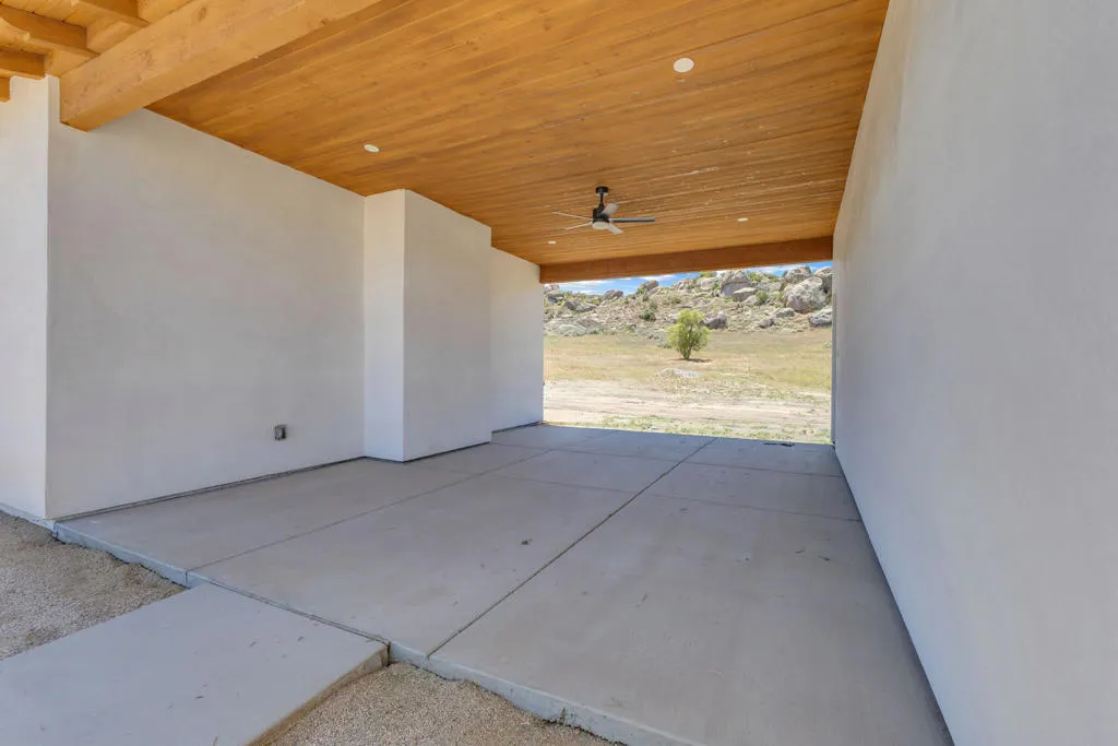 41265 Lakeshore Boulevard, Aguanga, California 92536 home-pic-2