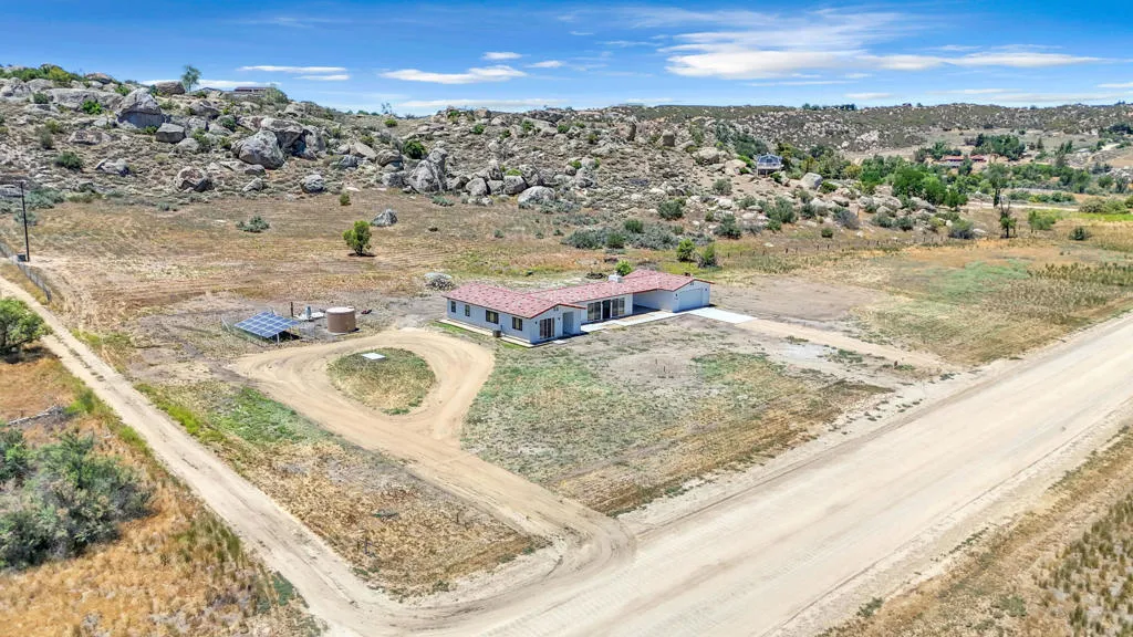 41265 Lakeshore Boulevard, Aguanga, California 92536 home-pic-45