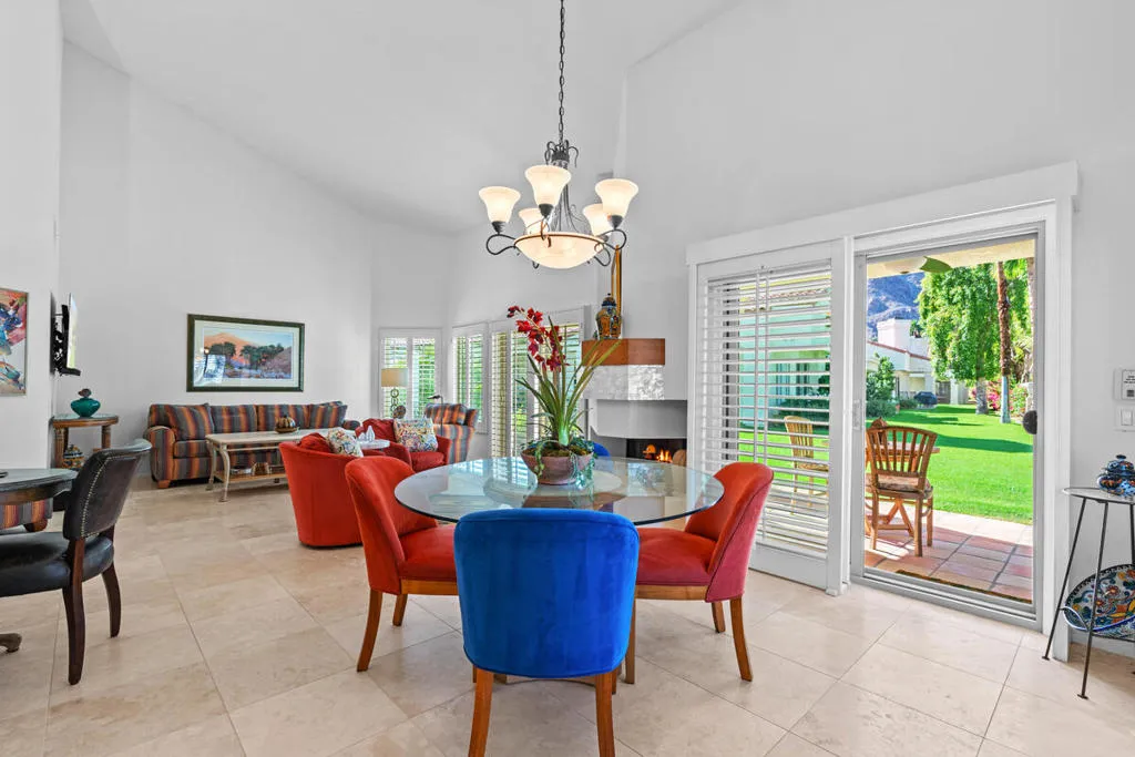 50031 Avenida Vista Bonita, La Quinta, California 92253 home-pic-16