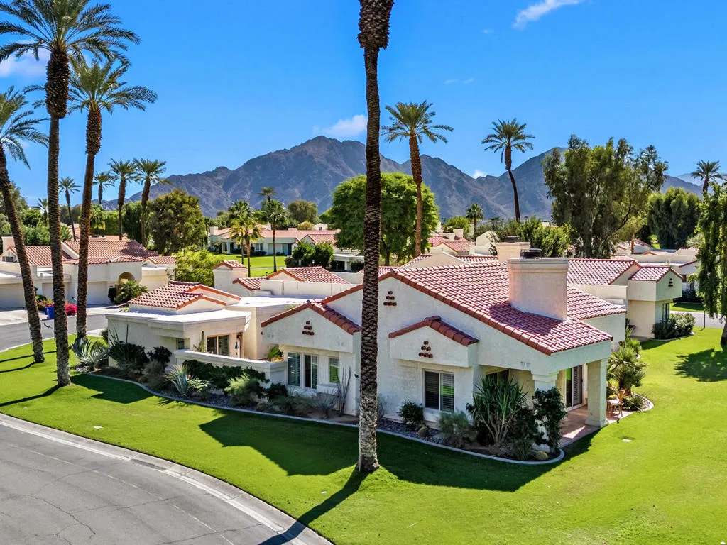 50031 Avenida Vista Bonita, La Quinta, California 92253 home-pic-40