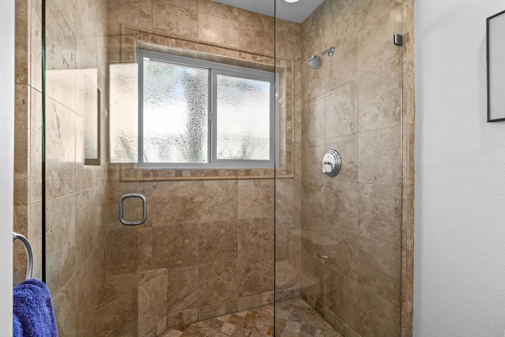 50031 Avenida Vista Bonita, La Quinta, California 92253 home-pic-28