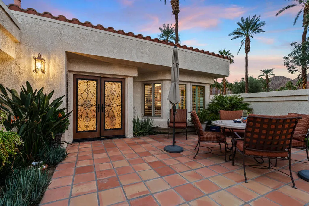 50031 Avenida Vista Bonita, La Quinta, California 92253 home-pic-9