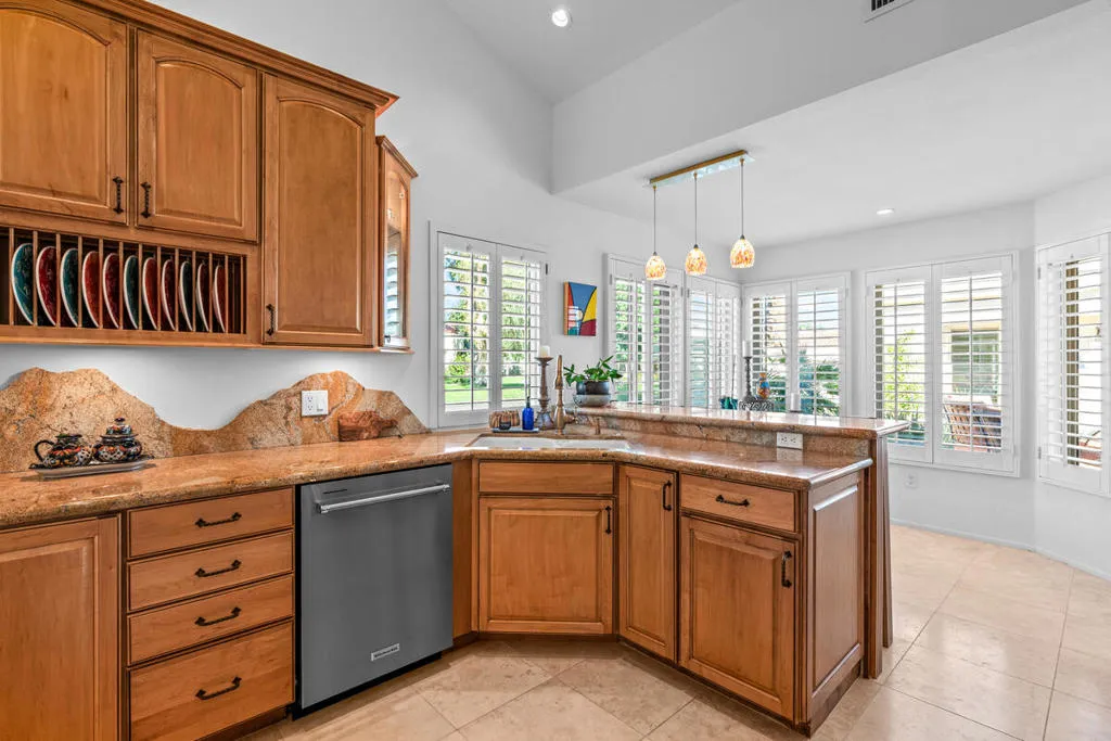 50031 Avenida Vista Bonita, La Quinta, California 92253 home-pic-20