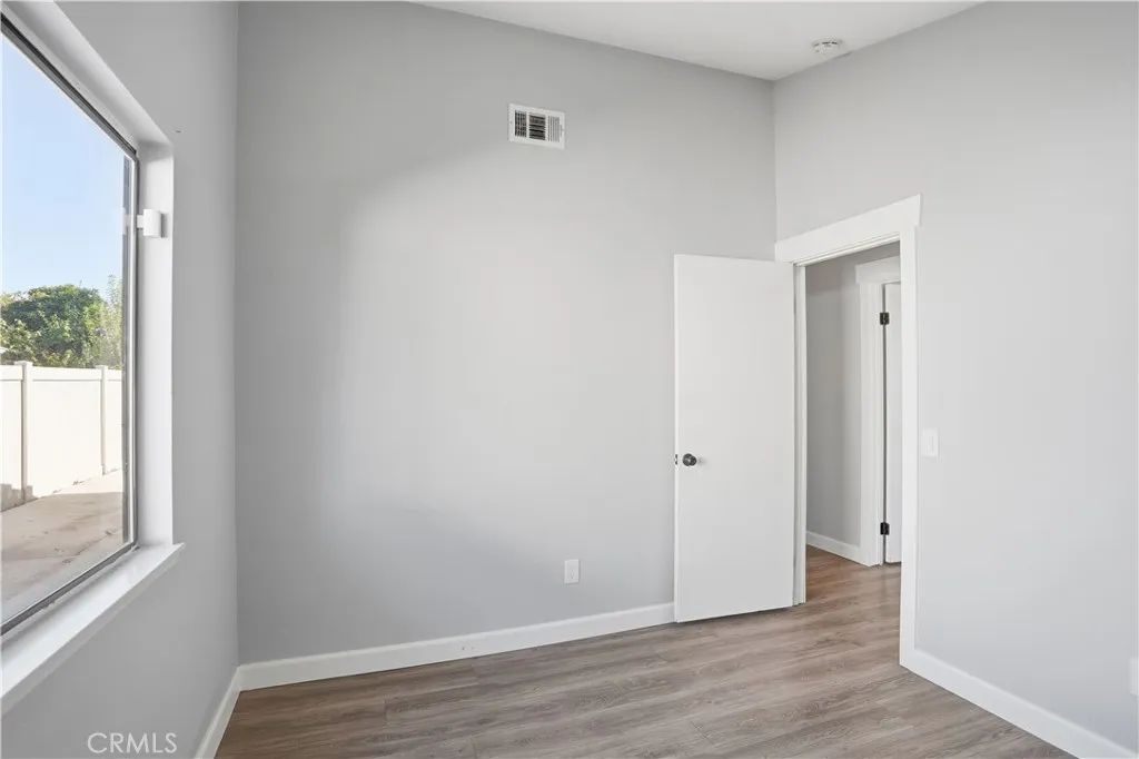 29826 Avenida De Cortez, Menifee, California 92586 home-pic-18