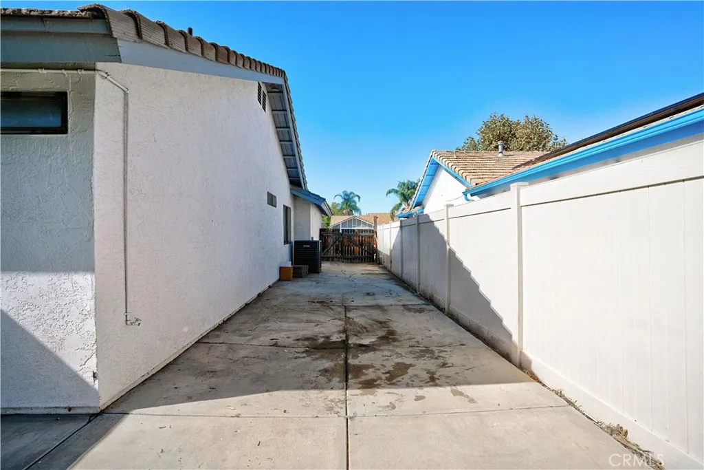 29826 Avenida De Cortez, Menifee, California 92586 home-pic-26
