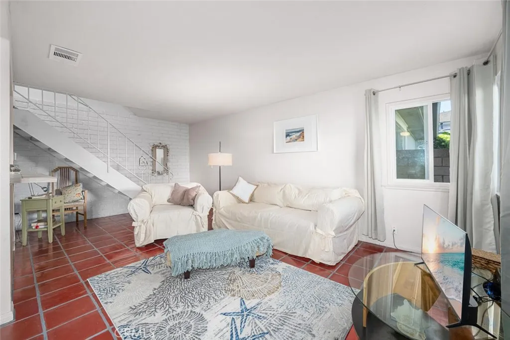 16393 Del Oro 123, Huntington Beach, California 92649 home-pic-0