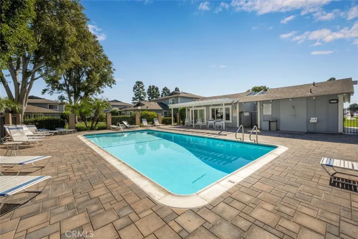 16393 Del Oro 123, Huntington Beach, California 92649