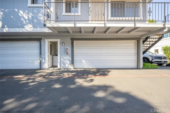 Unit shares garage.