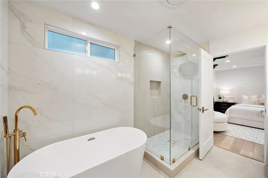 17442 Coronado Lane, Huntington Beach, California 92647 home-pic-16