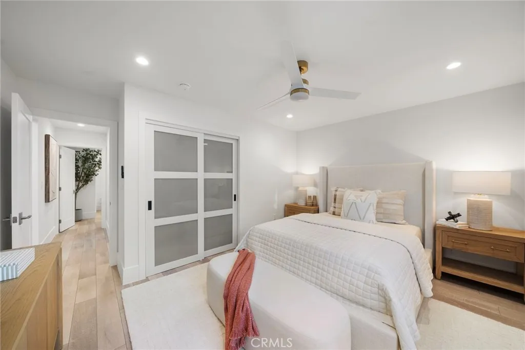 17442 Coronado Lane, Huntington Beach, California 92647 home-pic-23