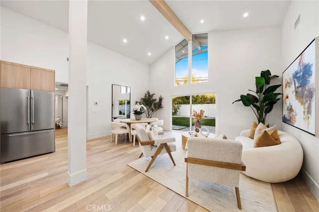 17442 Coronado Lane, Huntington Beach, California 92647 home-pic-9