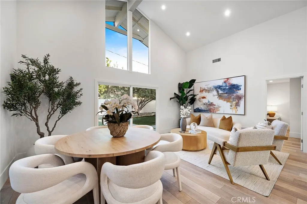 17442 Coronado Lane, Huntington Beach, California 92647 home-pic-10