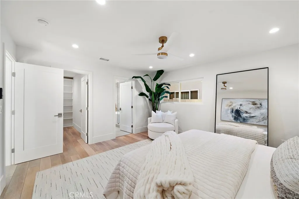 17442 Coronado Lane, Huntington Beach, California 92647 home-pic-13