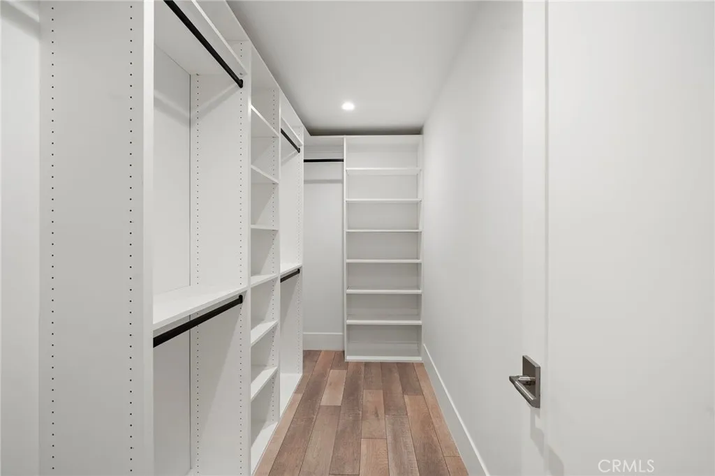 17442 Coronado Lane, Huntington Beach, California 92647 home-pic-14