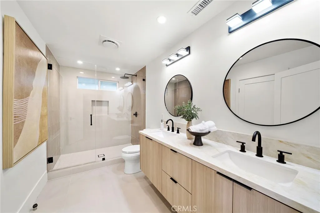 17442 Coronado Lane, Huntington Beach, California 92647 home-pic-19