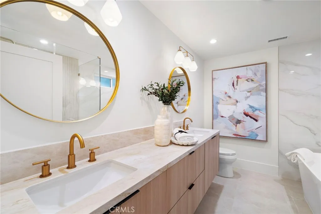 17442 Coronado Lane, Huntington Beach, California 92647 home-pic-15