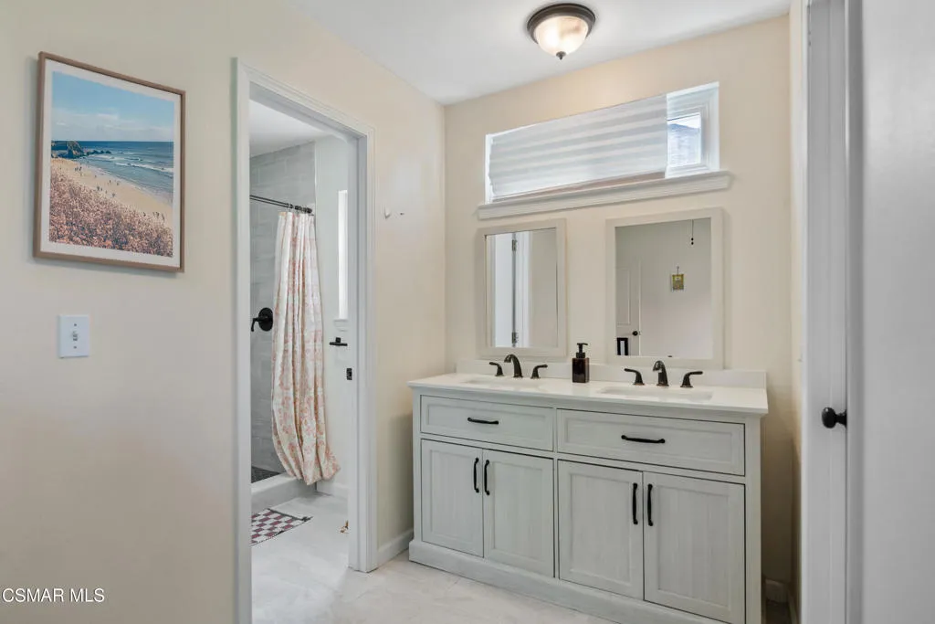 2367 Saint Clair Avenue, Simi Valley, California 93063 home-pic-14