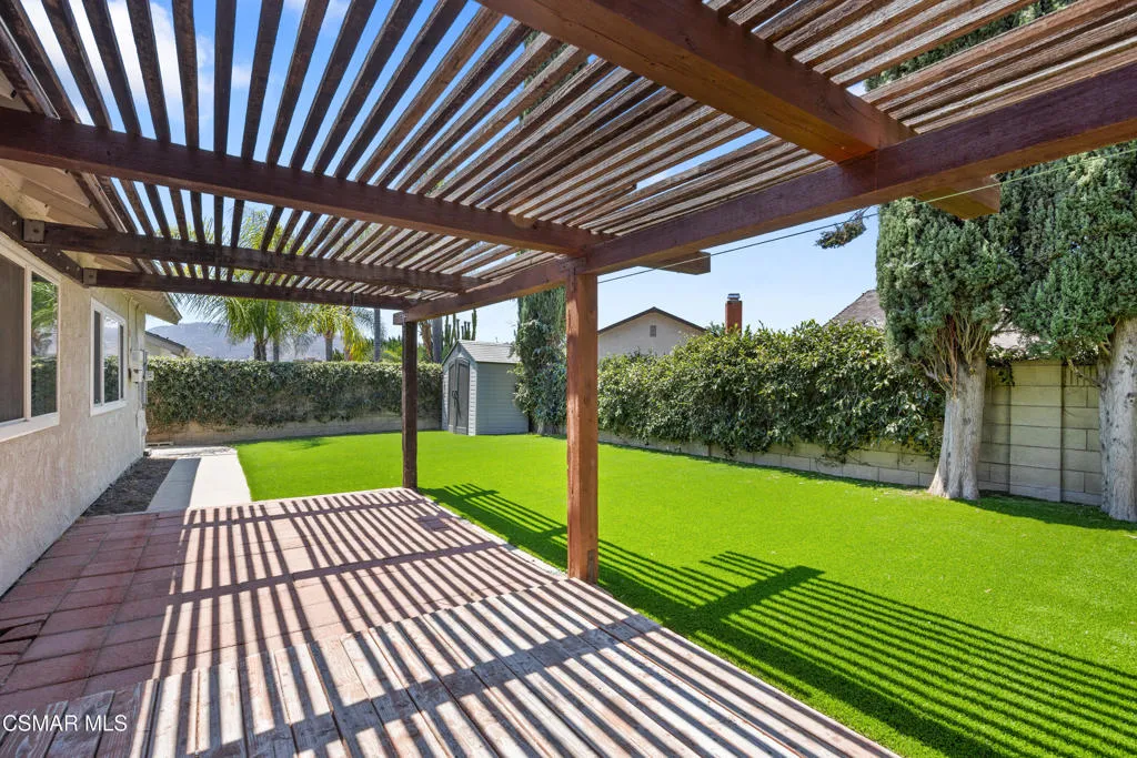 2367 Saint Clair Avenue, Simi Valley, California 93063 home-pic-24