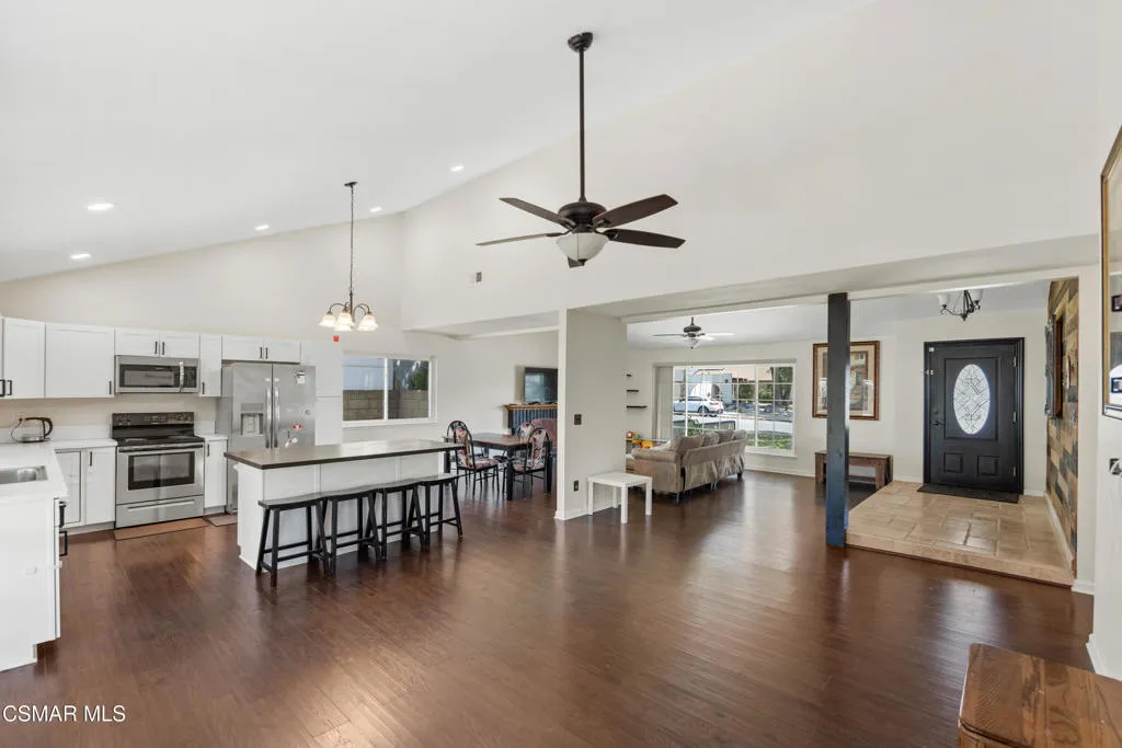 2367 Saint Clair Avenue, Simi Valley, California 93063 home-pic-8