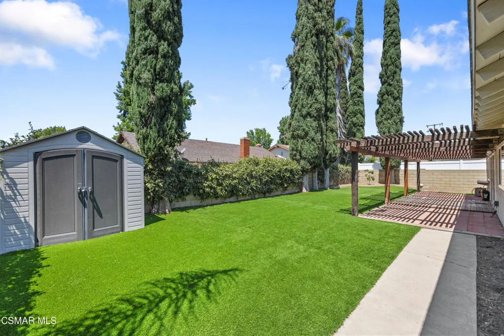 2367 Saint Clair Avenue, Simi Valley, California 93063 home-pic-21