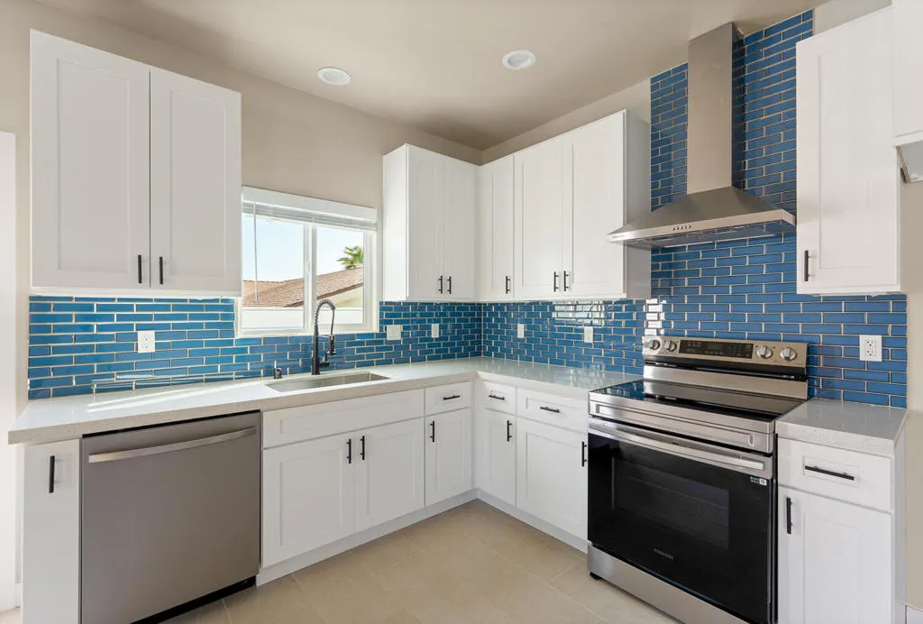 15 722 Via Quedo, Desert Hot Springs, California 92240 home-pic-3