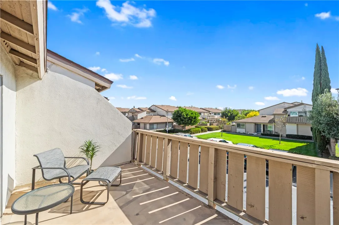 5132 W 1st Street B, Santa Ana, California 92704 home-pic-17