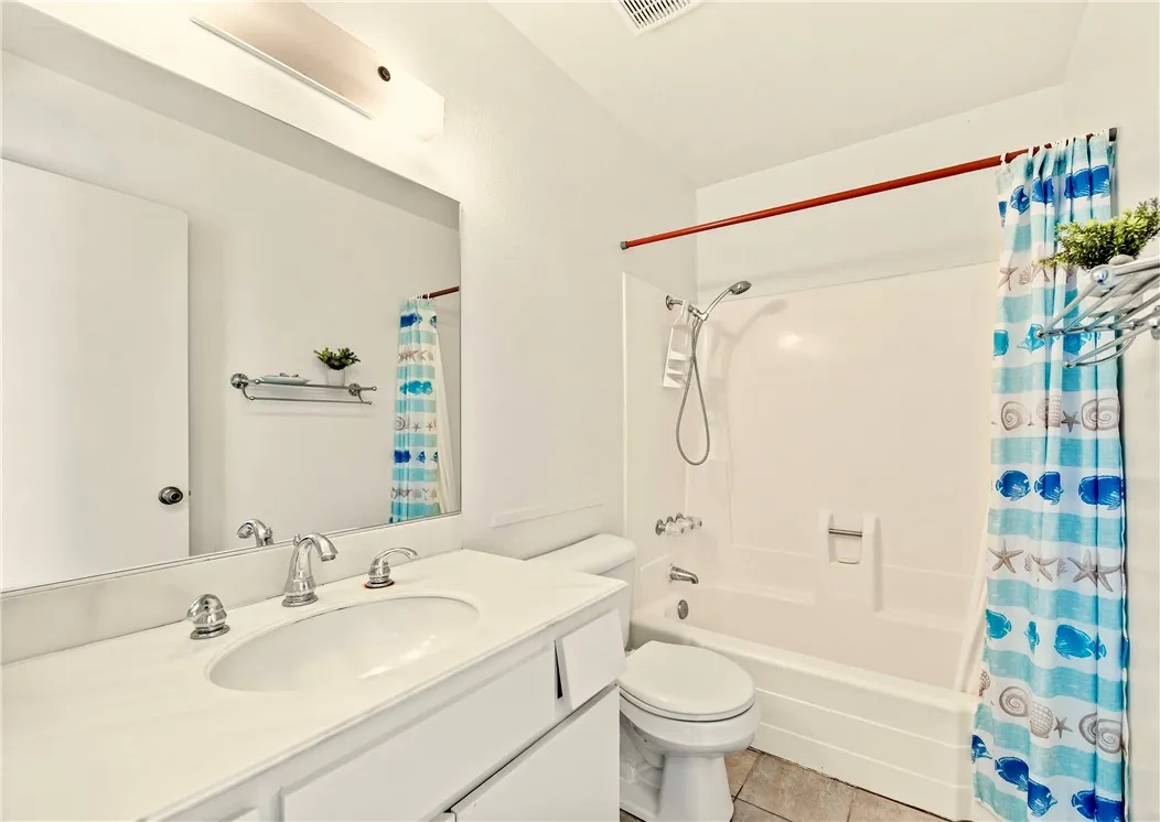 5132 W 1st Street B, Santa Ana, California 92704 home-pic-26