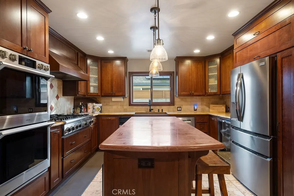 1826 Mcnab, Long Beach, California 90815 home-pic-4