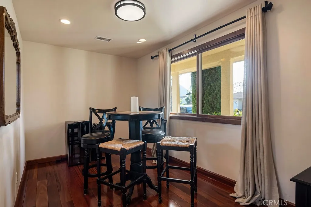 1826 Mcnab, Long Beach, California 90815 home-pic-13