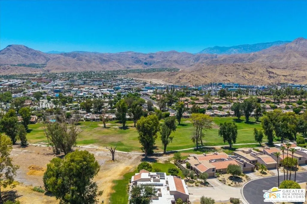 7651 Calle Mazamitla, Palm Springs, California 92264 home-pic-43