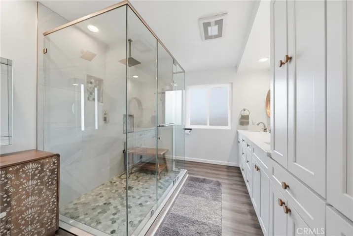 Primary En Suite-Bathroom