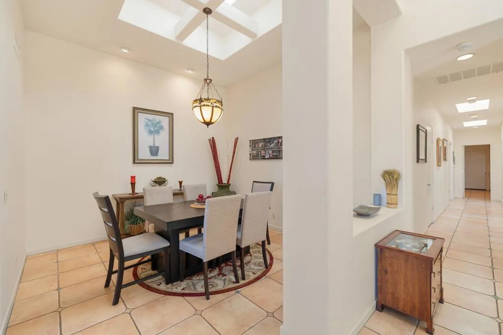 472 Desert Holly Drive, Palm Desert, California 92211 home-pic-19