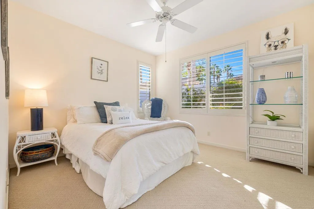 472 Desert Holly Drive, Palm Desert, California 92211 home-pic-32