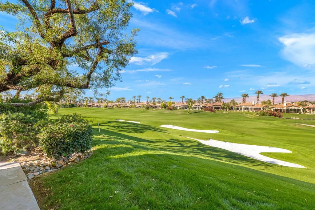 472 Desert Holly Drive, Palm Desert, California 92211 home-pic-40