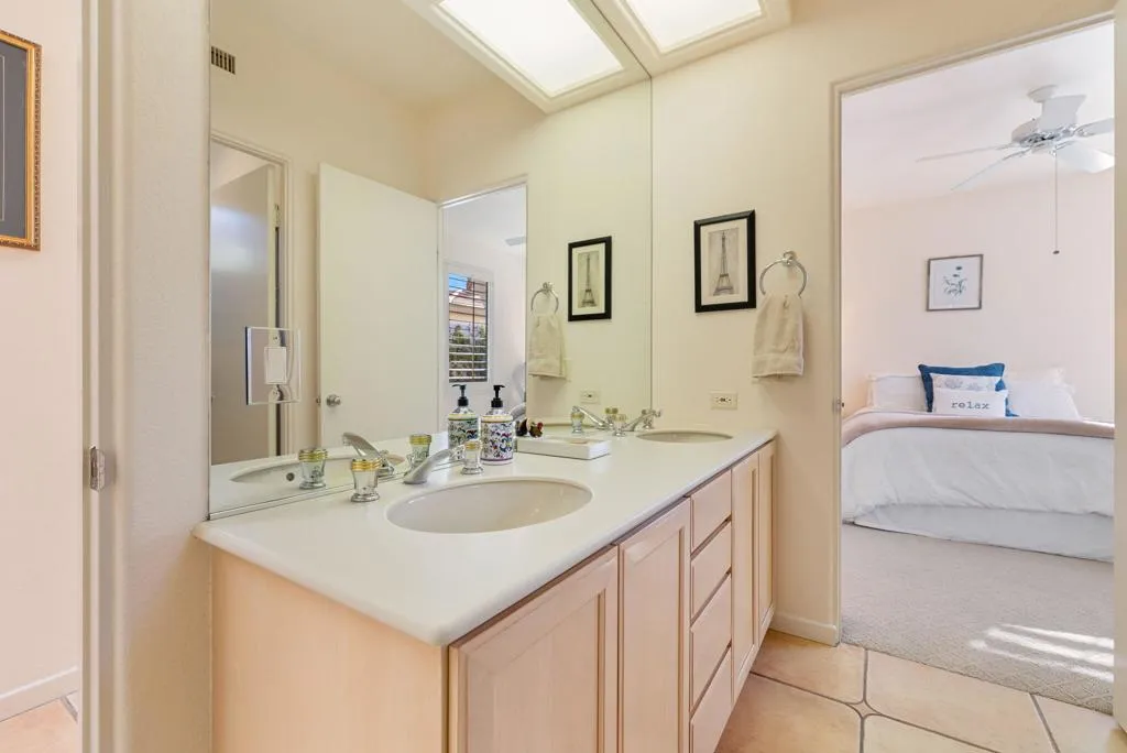 472 Desert Holly Drive, Palm Desert, California 92211 home-pic-30