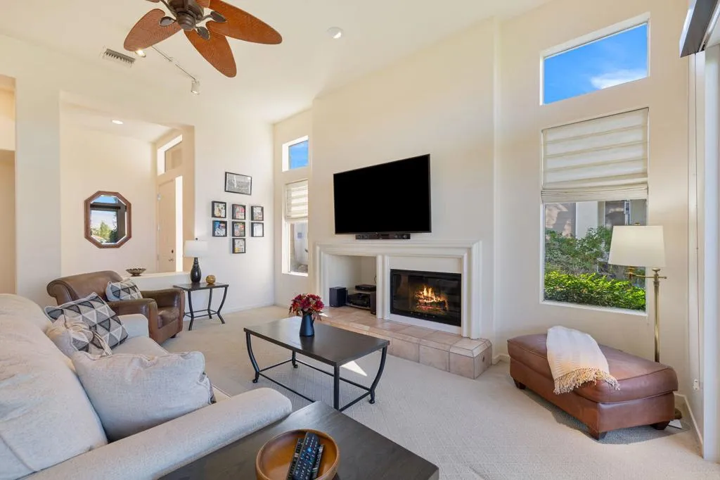 472 Desert Holly Drive, Palm Desert, California 92211 home-pic-9