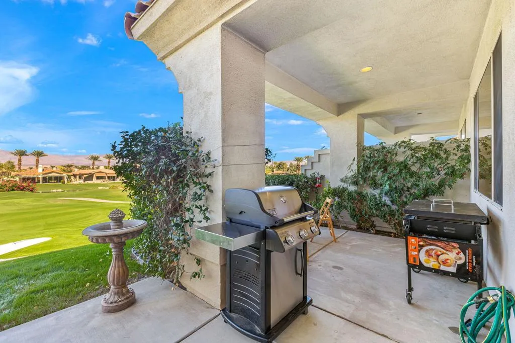 472 Desert Holly Drive, Palm Desert, California 92211 home-pic-45