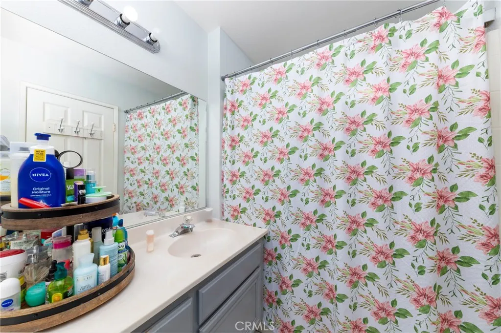 22444 Hurons, Apple Valley, California 92307 home-pic-21