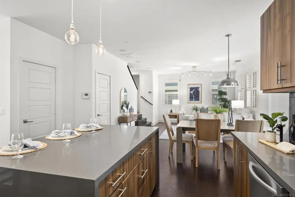 7853 Inception Way, San Diego, California 92108 home-pic-19