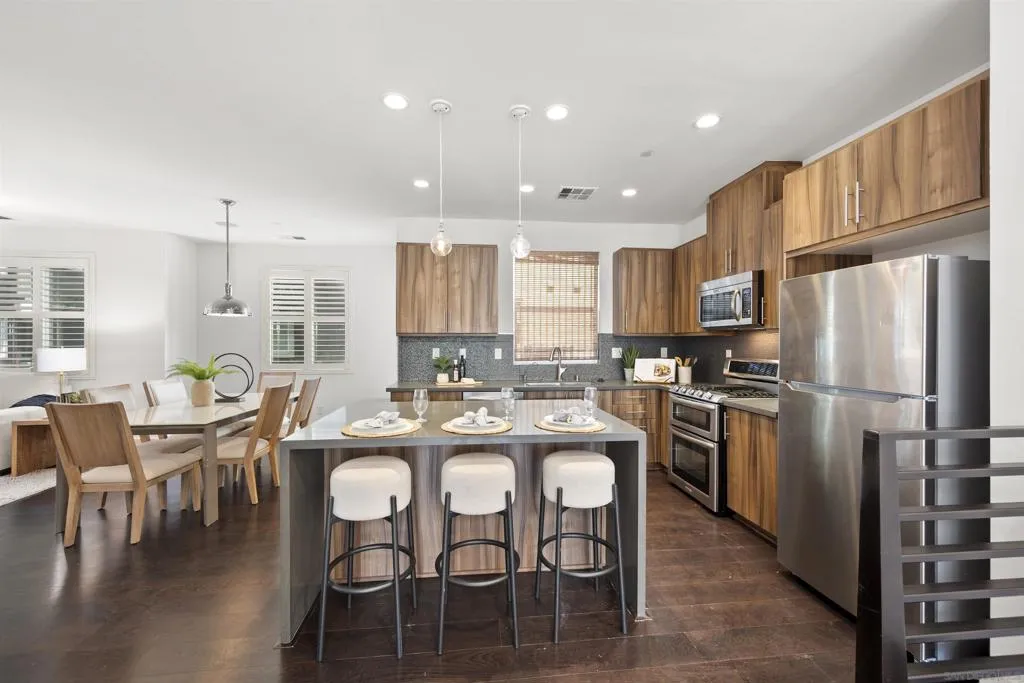 7853 Inception Way, San Diego, California 92108 home-pic-15